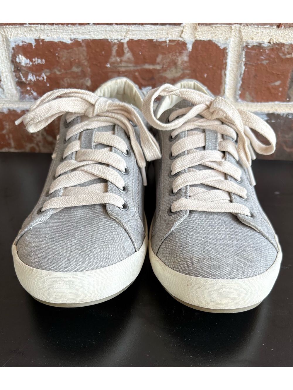 Taos Star Burst Comfort Canvas Sneakers Washed Gray Size 10 Wide FLAWED - Picture 5 of 14